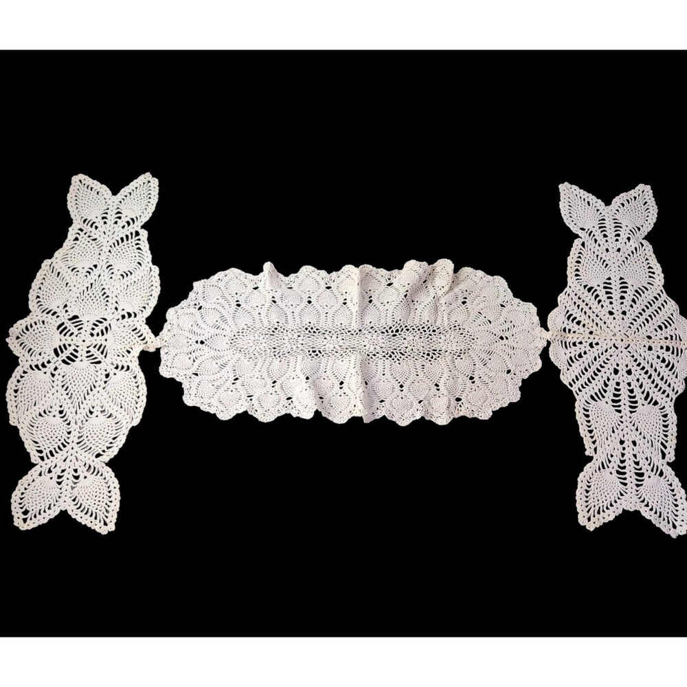 Set of 3 Vtg Hand Crocheted Pineapple Dresser Scarves Doilies Cream Cottage Core